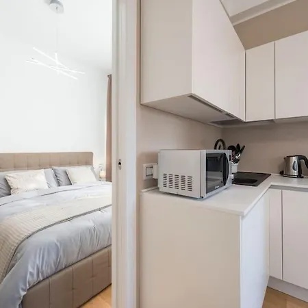 Cozy Private Flat - Mm Marche 7 Min Apartment Milan Exterior photo