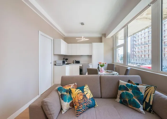 Cozy Private Flat - Mm Marche 7 Min