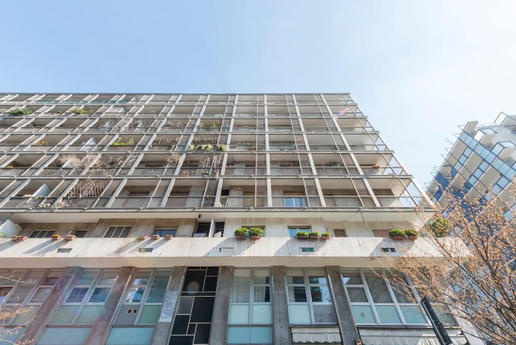 Apartamento Cozy Private Flat - Mm Marche 7 Min Milão